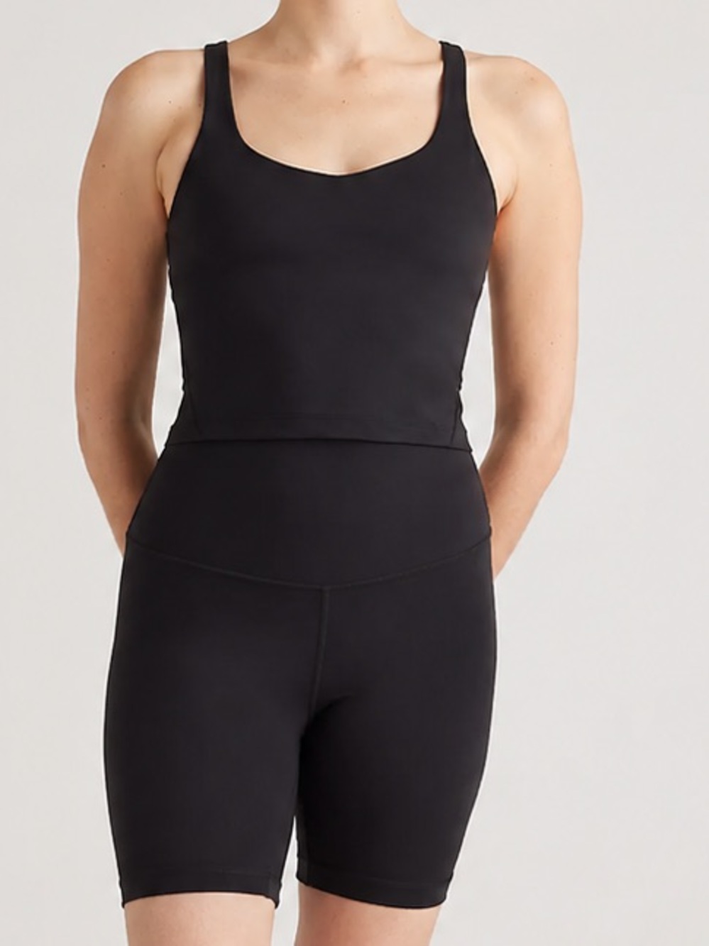 Quince NWT Set Ultra-Form Bike Shorts V-Neck Cropped Tank Black Large